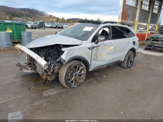 2023 KIA SORENTO 5XYRHDLF9PG185449 Photo 1