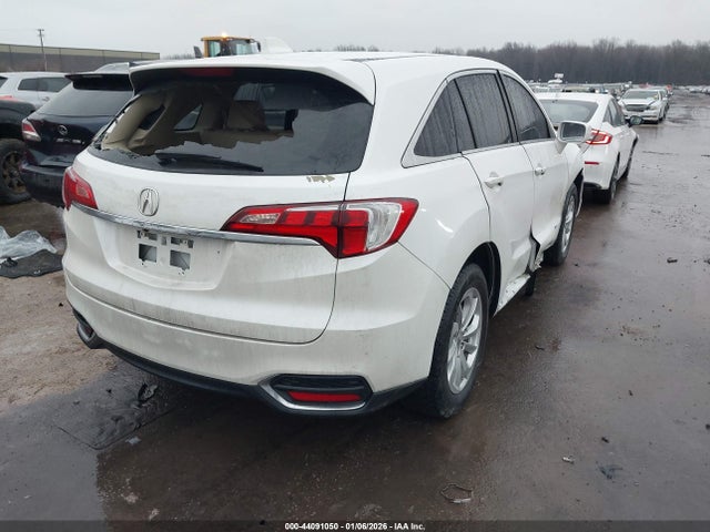 2016 ACURA RDX 5J8TB4H33GL007337 Photo 3