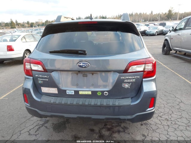 Subaru Outback 2.5i Premium 2017 4S4BSACCXH3375737 Image 16
