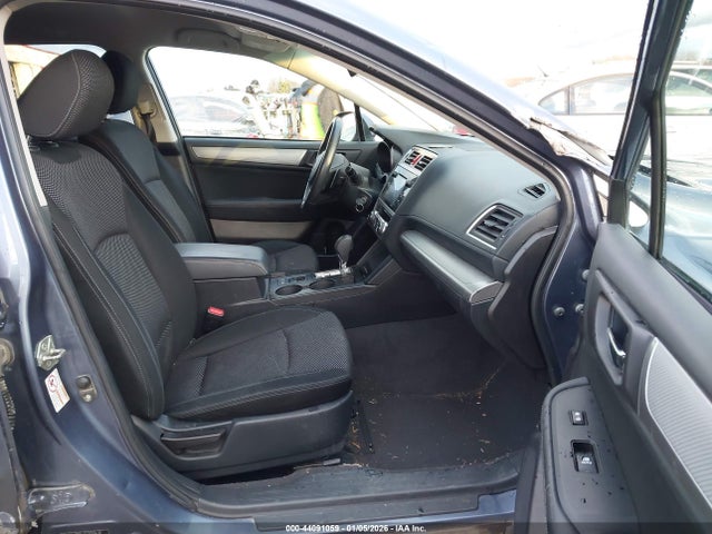 Subaru Outback 2.5i Premium 2017 4S4BSACCXH3375737 Image 5