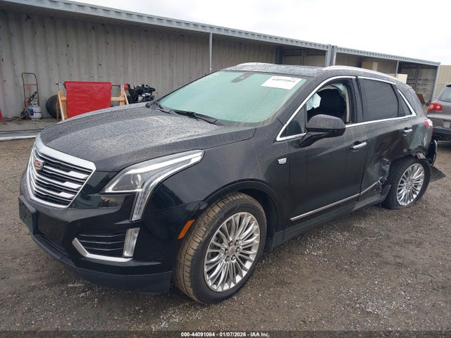 2017 CADILLAC XT5 1GYKNBRS1HZ152753 Photo 1