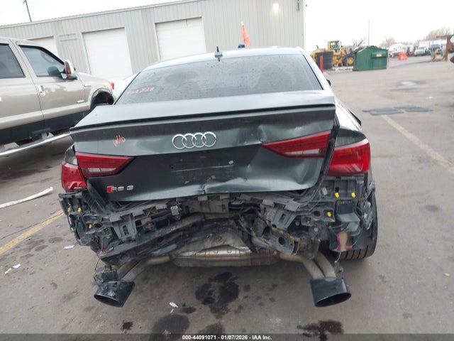 2018 Audi Rs 3 2.5t მანქანა იყიდება აუქციონზე, vin: WUABWGFF1J1902828, აუქციონის ნომერი: 44091071