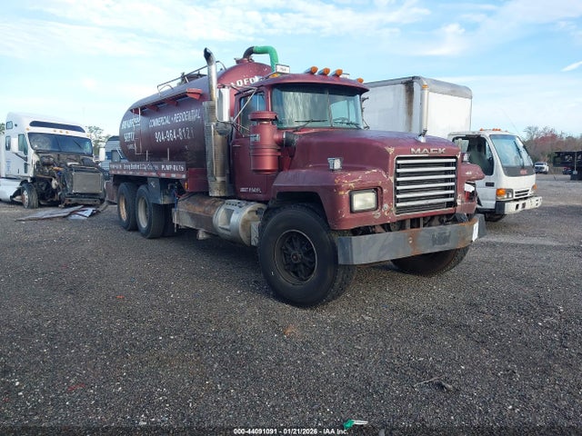 1996 Mack 600 Rd600 მანქანა იყიდება აუქციონზე, vin: 1M2P267C6TM025585, აუქციონის ნომერი: 44091091