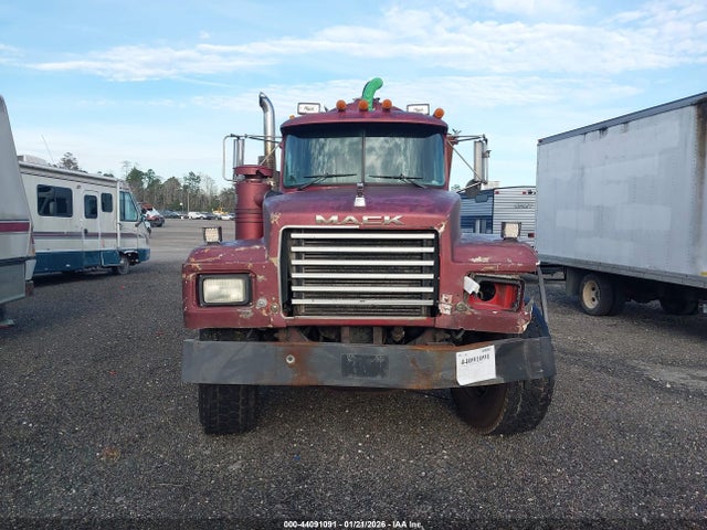 1996 Mack 600 Rd600 მანქანა იყიდება აუქციონზე, vin: 1M2P267C6TM025585, აუქციონის ნომერი: 44091091