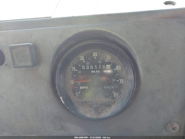 1996 Mack 600 Rd600 მანქანა იყიდება აუქციონზე, vin: 1M2P267C6TM025585, აუქციონის ნომერი: 44091091
