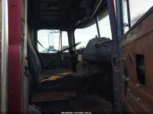 1996 Mack 600 Rd600 მანქანა იყიდება აუქციონზე, vin: 1M2P267C6TM025585, აუქციონის ნომერი: 44091091
