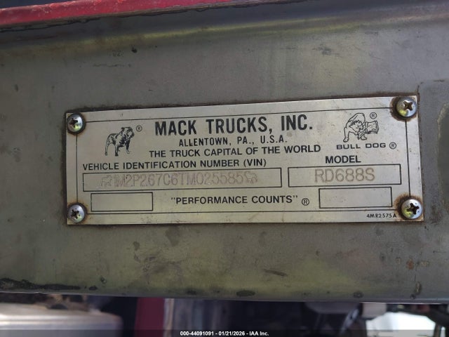 1996 Mack 600 Rd600 მანქანა იყიდება აუქციონზე, vin: 1M2P267C6TM025585, აუქციონის ნომერი: 44091091