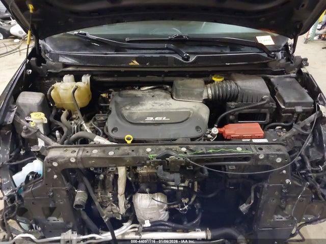 2C4RC1BG8HR501315 Chrysler Pacifica Touring-l