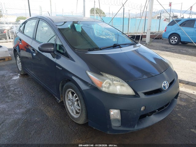 Auction sale of the 2011 Toyota Prius Two, vin: JTDKN3DU7B1421977, lot number: 44091148