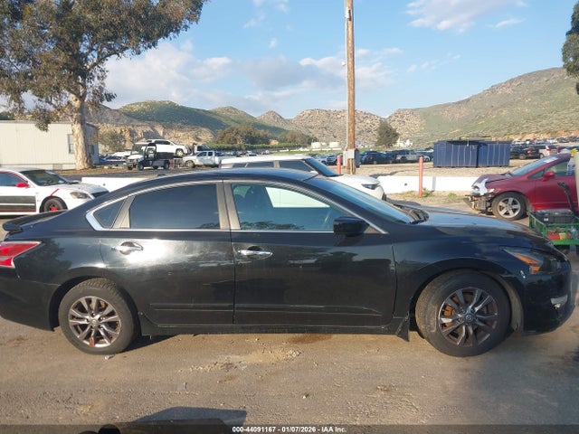 1N4AL3AP3FN915368 Nissan Altima 2.5 S