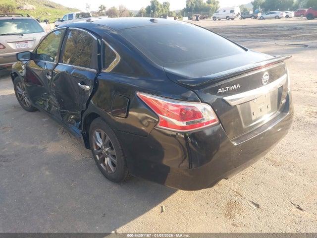 1N4AL3AP3FN915368 Nissan Altima 2.5 S