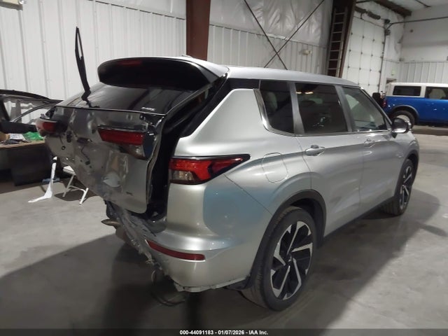 2022 MITSUBISHI OUTLANDER JA4J4UA84NZ046562 Photo 3