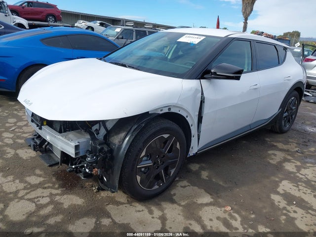 5XYC34JA7SG012422 KIA Ev6 Light Long Range