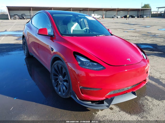 2023 TESLA MODEL Y 7SAYGDEF0PF791888 Photo 0