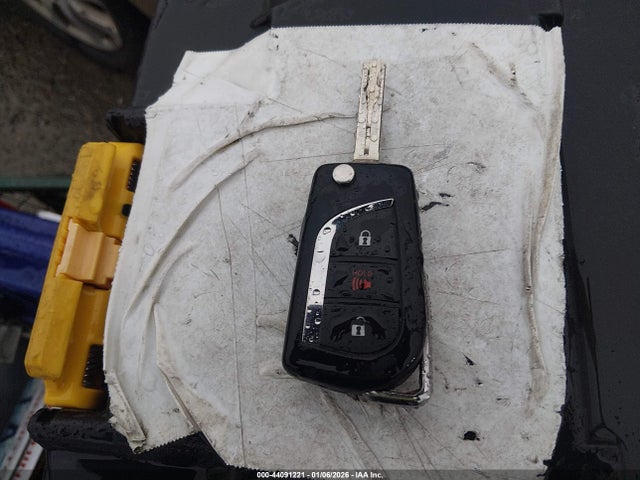 2T3MWRFV7KW034538 Toyota Rav4 Hybrid Le