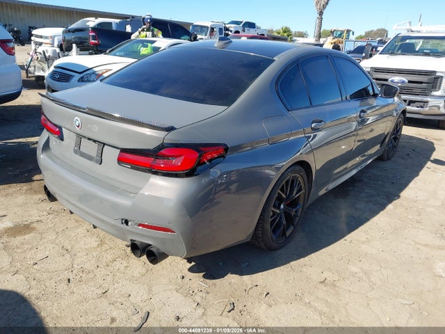 2021 BMW 540I WBA53BJ06MWX31975 Photo 3