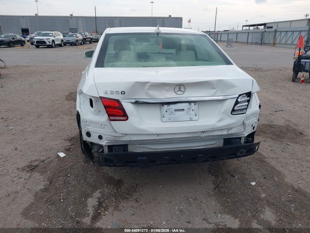 Mercedes-Benz E 350 2014 WDDHF5KB1EA832113 Image 12