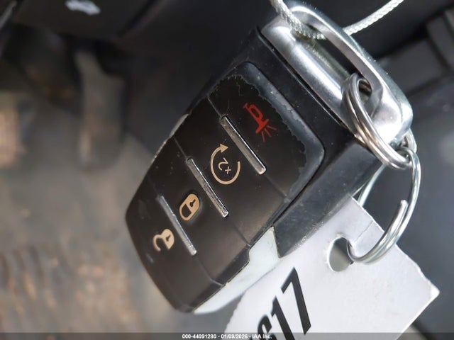 2020 RAM 1500 1C6SRFLT8LN101938 Photo 10