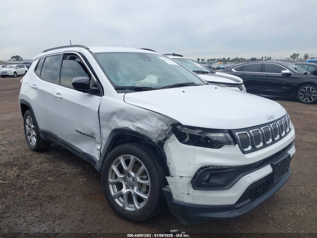 Jeep Compass Latitude Lux 4x4 2022 3C4NJDFB8NT197416 Image 6