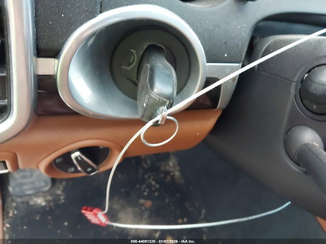 2018 PORSCHE CAYENNE WP1AA2A21JKA05273 Photo 10