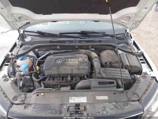 3VWL17AJ9GM222230 Volkswagen Jetta 1.8t Sel