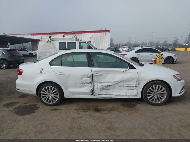 3VWL17AJ9GM222230 Volkswagen Jetta 1.8t Sel