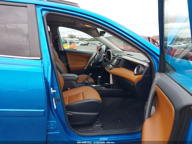 2T3DFREV4HW595273 Toyota Rav4 Limited