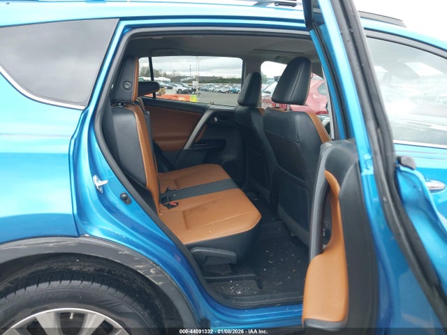 2T3DFREV4HW595273 Toyota Rav4 Limited
