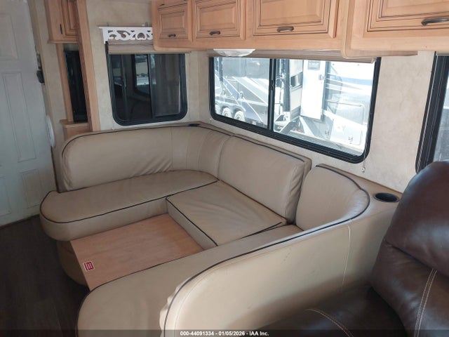 Продаж на аукціоні авто 2011 Ford F53, vin: 1F65F5DY8B0A10315, номер лоту: 44091334