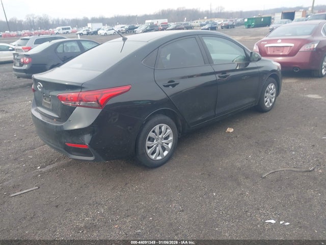 Продаж на аукціоні авто 2022 Hyundai Accent Se, vin: 3KPC24A60NE171993, номер лоту: 44091349