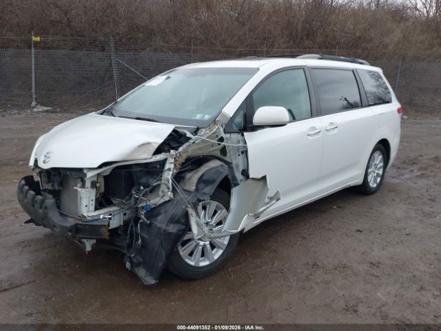 2012 TOYOTA SIENNA 5TDDK3DC2CS031849 Photo 1