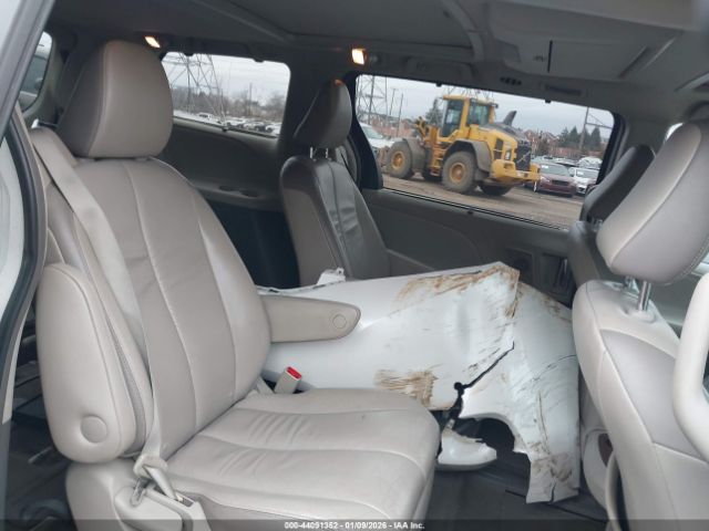 2012 TOYOTA SIENNA 5TDDK3DC2CS031849 Photo 7