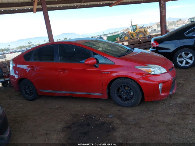 Toyota Prius Three 2014 JTDKN3DU4E0365510 Image 14
