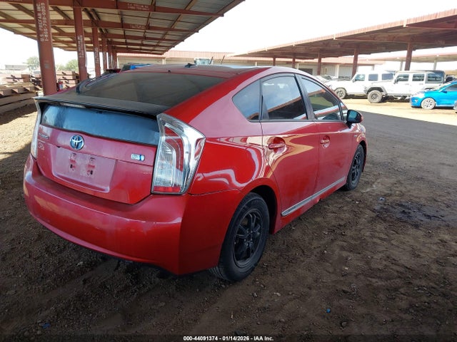 Toyota Prius Three 2014 JTDKN3DU4E0365510 Image 4