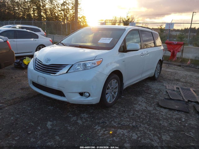 2017 TOYOTA SIENNA 5TDDZ3DC3HS166762 Photo 1