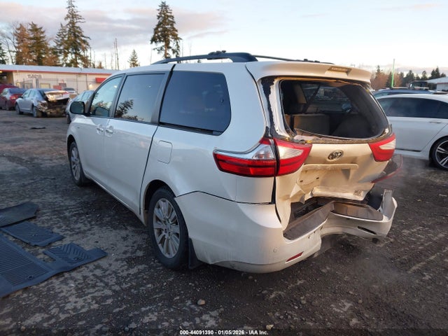 2017 TOYOTA SIENNA 5TDDZ3DC3HS166762 Photo 2
