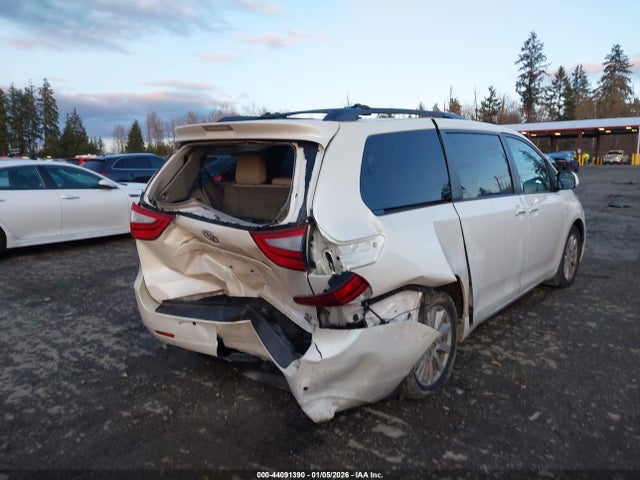 2017 TOYOTA SIENNA 5TDDZ3DC3HS166762 Photo 5