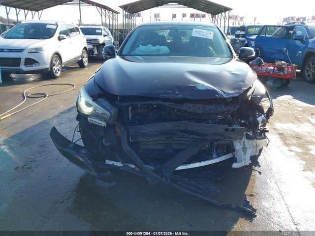 Продажа на аукционе авто 2018 Infiniti Q50 3.0t Luxe, vin: JN1EV7AR3JM435850, номер лота: 44091394
