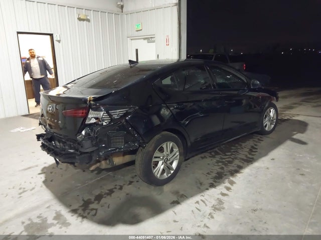 5NPD84LF4LH571855 Hyundai ELANTRA SEL