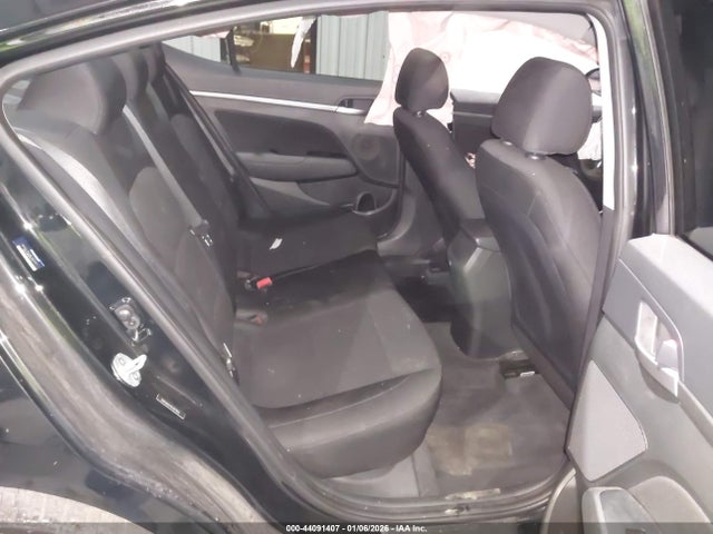 5NPD84LF4LH571855 Hyundai ELANTRA SEL