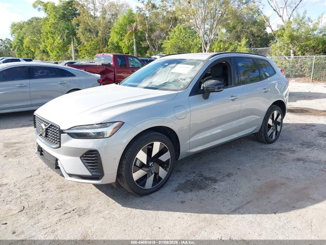 2024 VOLVO XC60 RECHARGE PLUG-IN HYBRID YV4H60DL6R1908690 Photo 1