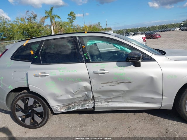 2024 VOLVO XC60 RECHARGE PLUG-IN HYBRID YV4H60DL6R1908690 Photo 5