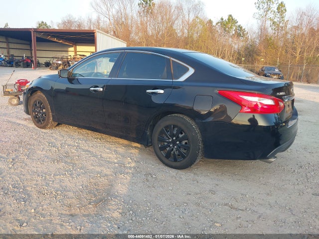 1N4AL3AP5HN343965 Nissan Altima 2.5 S