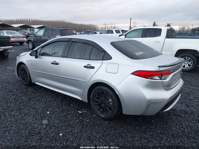 Toyota COROLLA LE 2022 JTDEPMAE9N3027772 Image 3