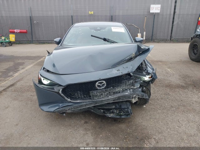 JM1BPBNM3L1155202 Mazda Mazda3 Premium Package