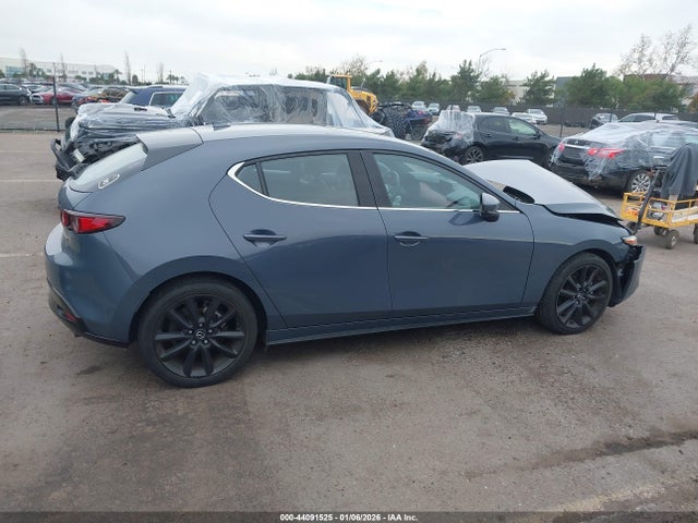 JM1BPBNM3L1155202 Mazda Mazda3 Premium Package