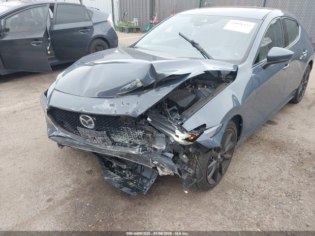 JM1BPBNM3L1155202 Mazda Mazda3 Premium Package