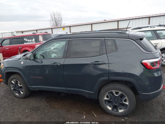 3C4NJDDB4JT366781 Jeep Compass Trailhawk 4x4