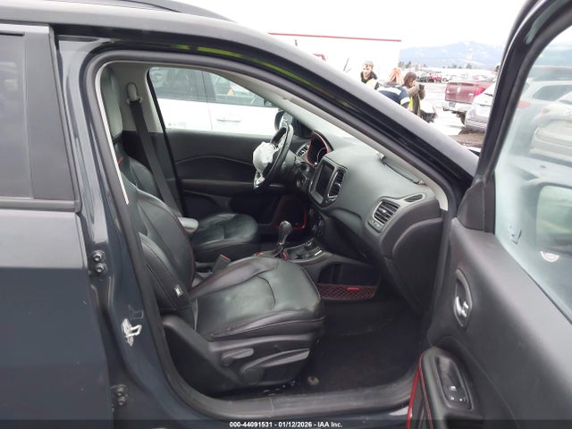 3C4NJDDB4JT366781 Jeep Compass Trailhawk 4x4