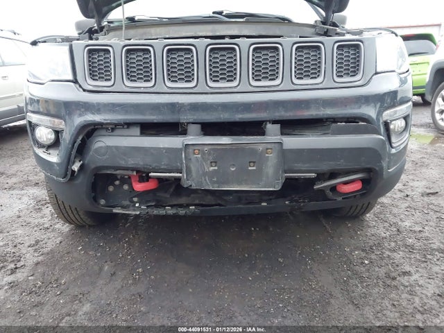 3C4NJDDB4JT366781 Jeep Compass Trailhawk 4x4